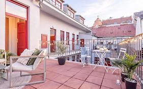 Turnkey I Main Bus Station Apartments